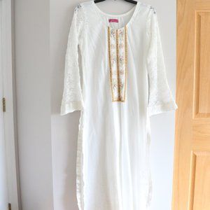 💐 White Flroal Embroidered Long Kurta
